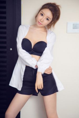 年轻的岳母