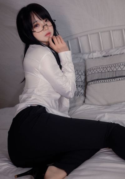 打扑克又疼又叫