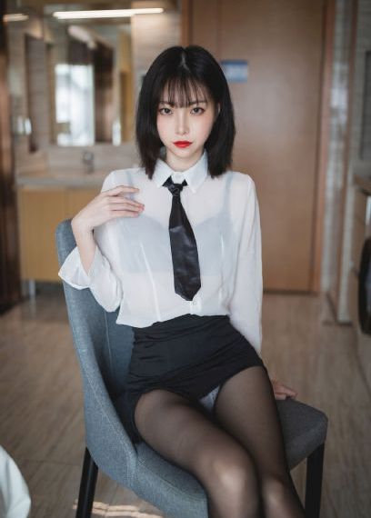 抗皱提拉紧致的护肤品