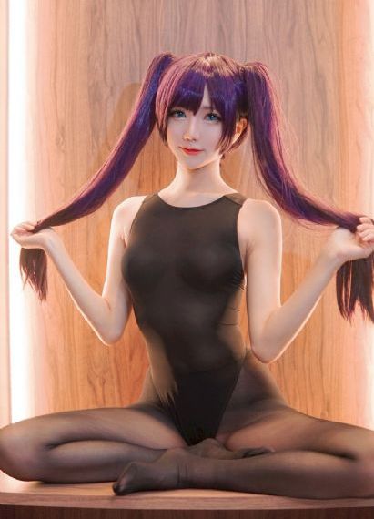 漂亮女教师在床