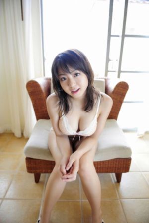 女生高考查分见6开头坐地大哭