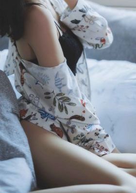 美丽的姑娘在线观看免费