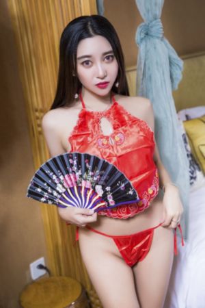 黑木麻衣