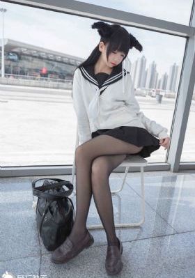 羽月希