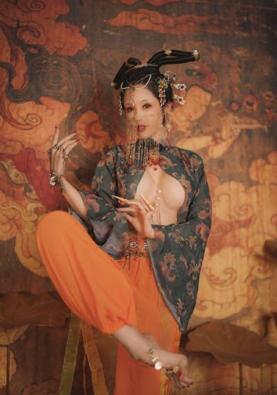哈妮克孜疑似恋情曝光