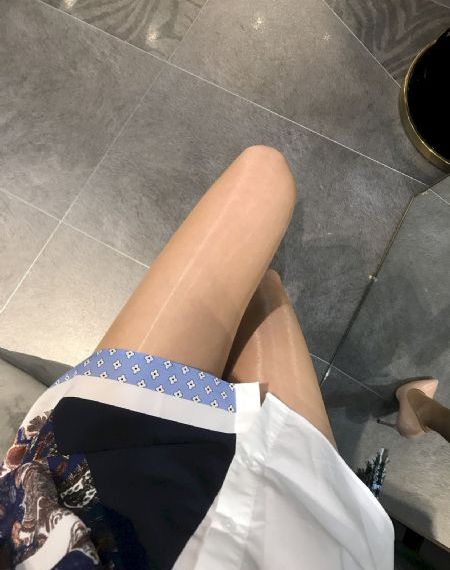 尸气逼人